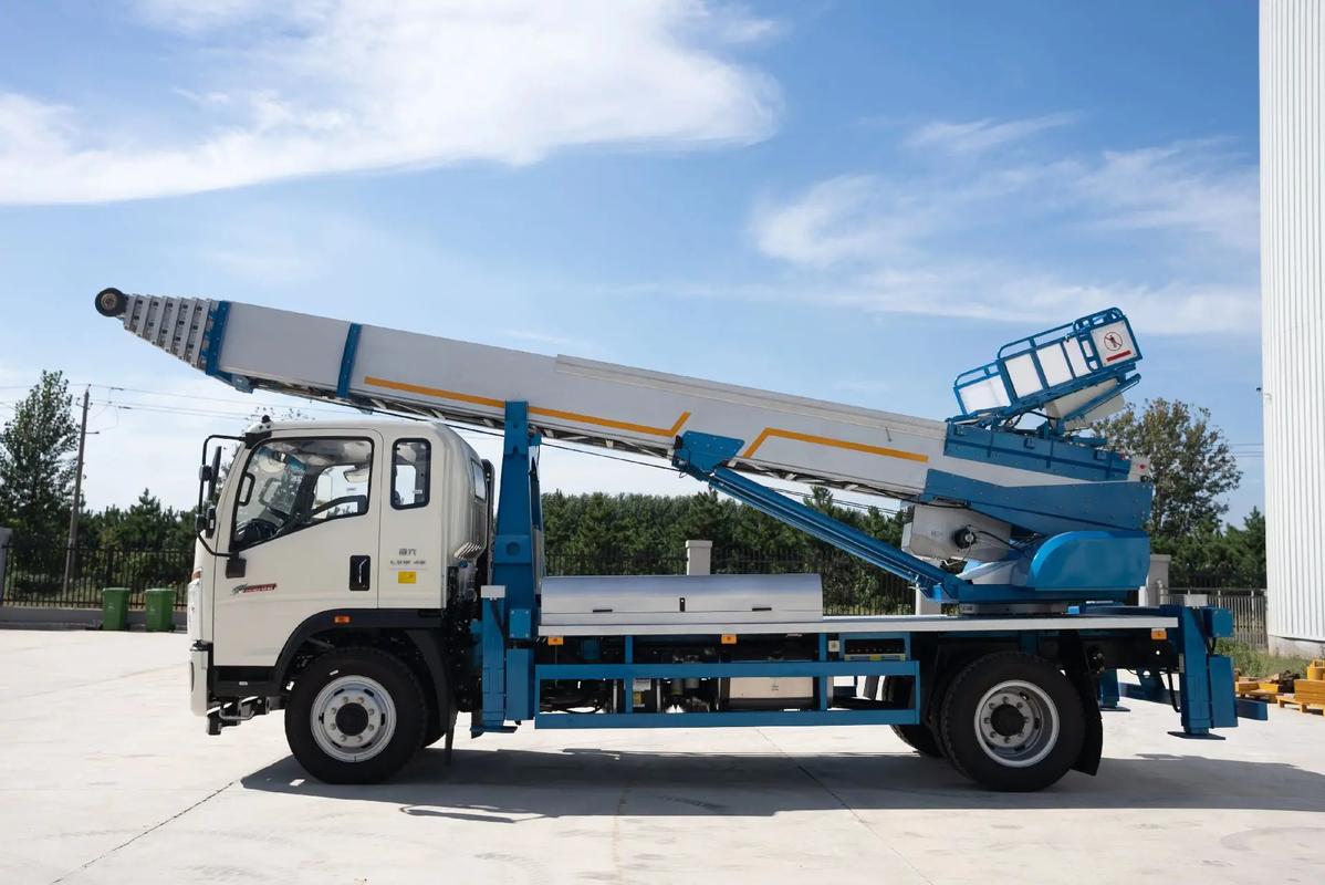 青田县云梯上料车租赁费用