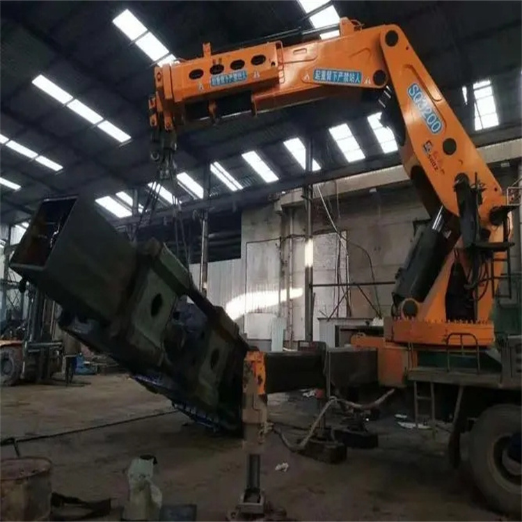 青田县130吨折臂吊车出租吊机租赁附近电话