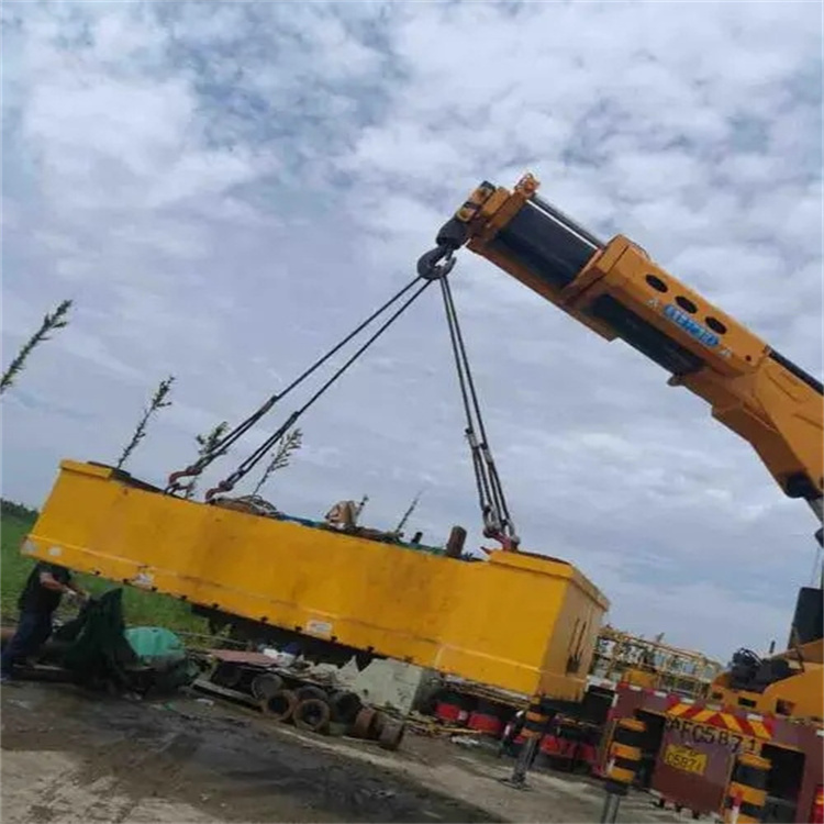 青田县随车吊吊集装箱怎么吊